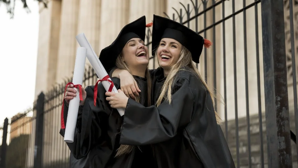 How to get Scholarship in UK