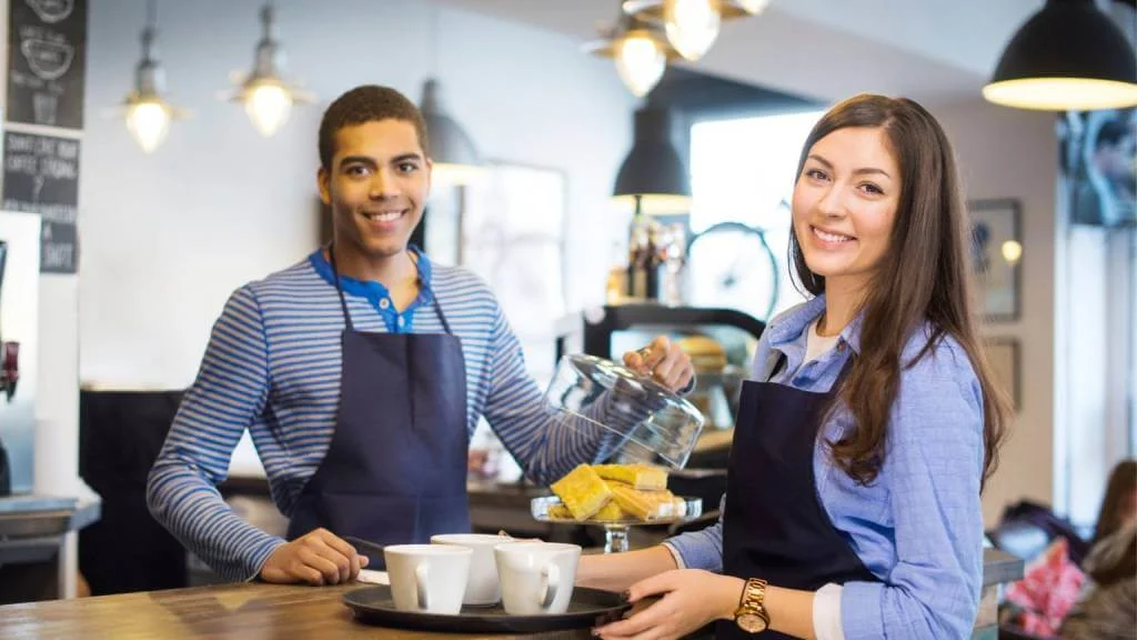 Can international students work while studying in the UK?